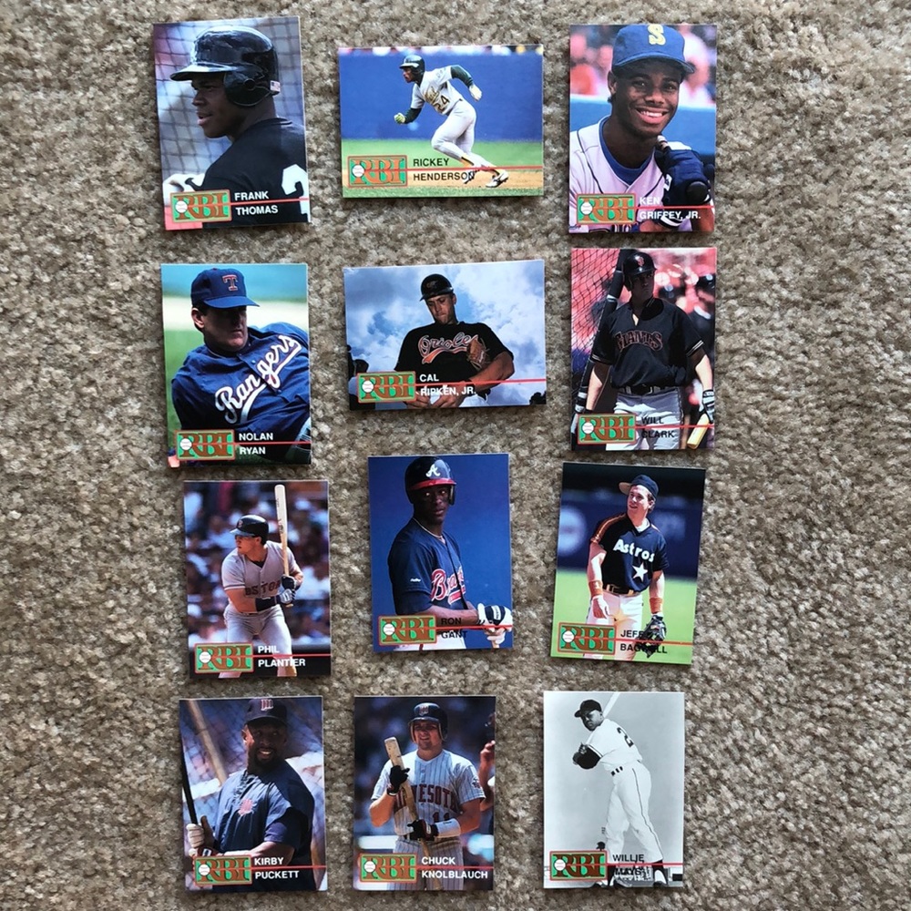 BASEBALL CARDS